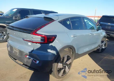 2023 Volvo C40 Recharge Pure Electric Twin Plus z USA, uszkodzony, nr VIN YV4ED3GL5P2062534